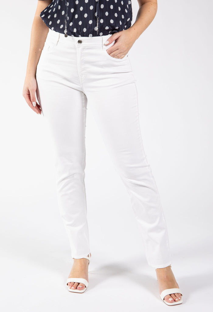 White / 32