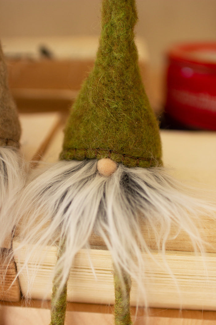 Gnome Shelf Sitters