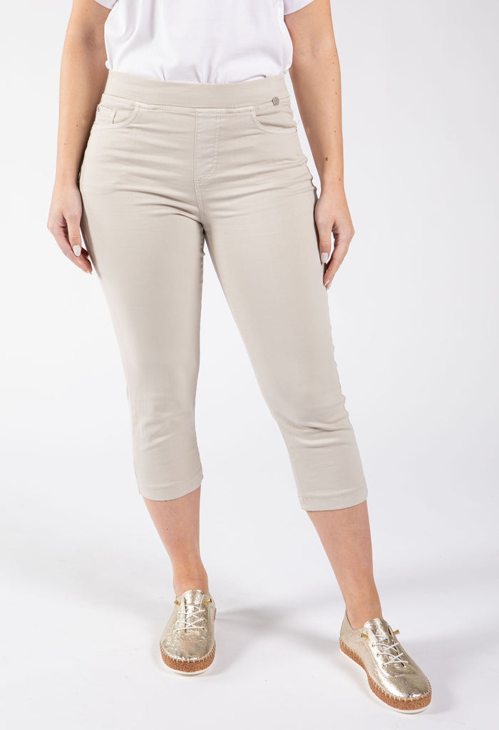 Beige / 32