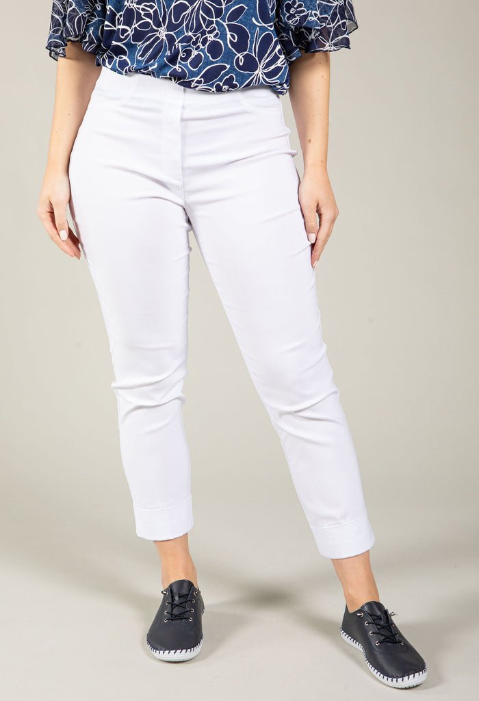 White / 32