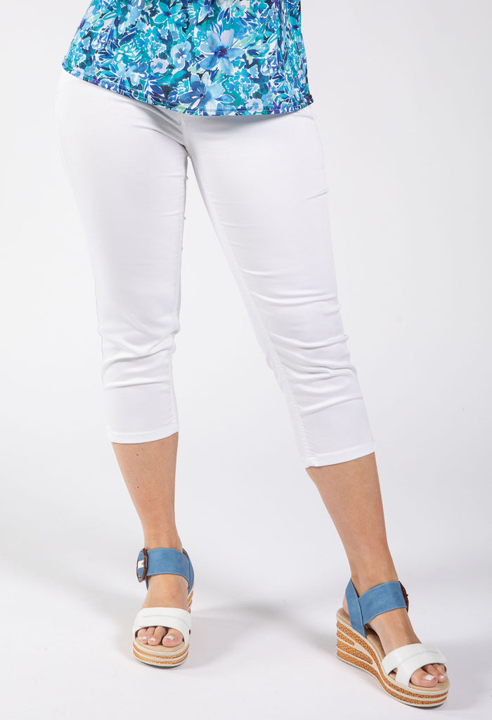 White / 32