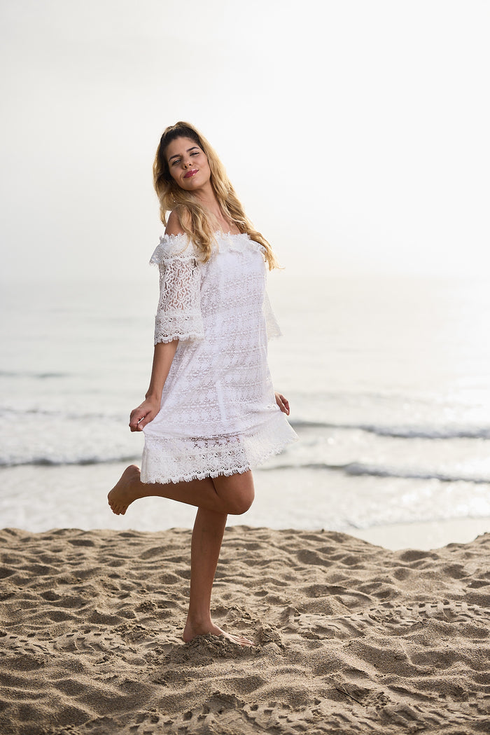 AW I67 off the shoulder Lace dress