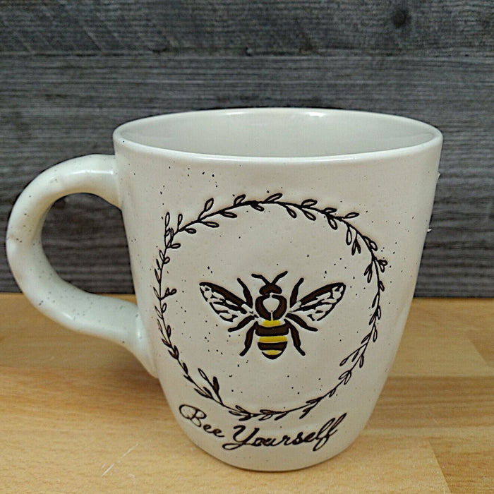 Be Yourself Saying Coffee Mug 16oz (473ml) Bee Embossed Beverage Cup Blue Sky