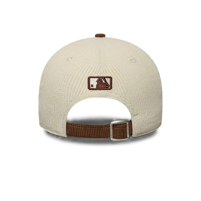 NEW ERA € 31,00 60915868 9FORTY CORD-IVO/BRW
