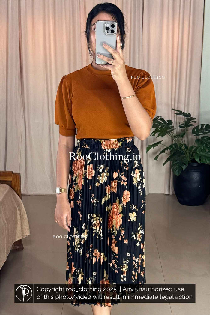 Crew Neck Puff Sleeves Top in Burnt Orange Shade