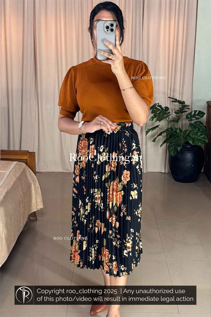 Crew Neck Puff Sleeves Top in Burnt Orange Shade