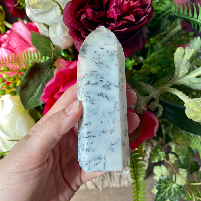 Dendritic Opal Tower