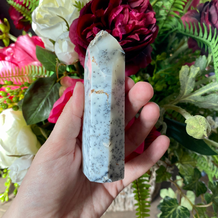 Dendritic Opal Tower