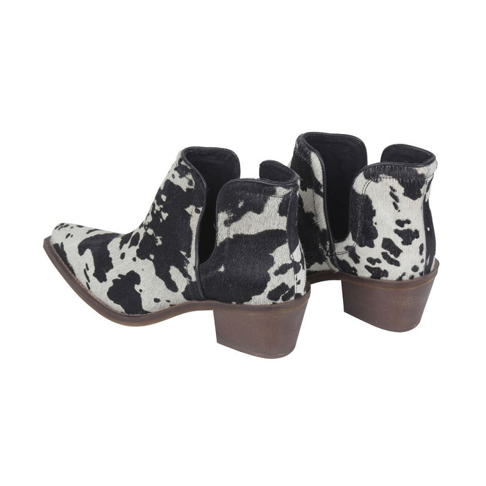 EASY GOING BOOTIES by Myra