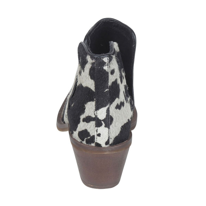 EASY GOING BOOTIES by Myra