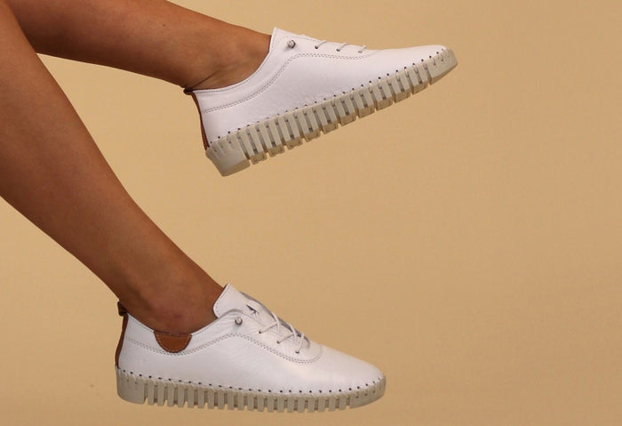 White / 35