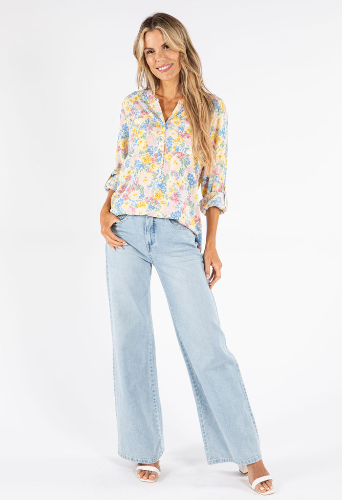 Floral Print Buttoned Blouse