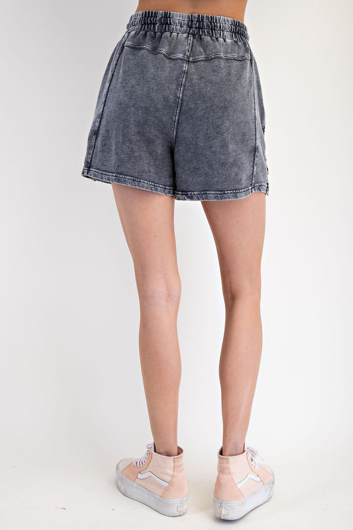FLOWER PATCH TERRY KNIT SHORTS 3 COLORS
