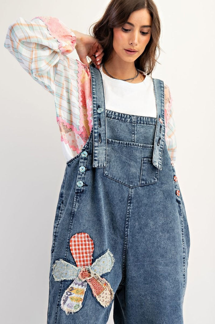 FLOWER PATCH WASHED DENIM OVERALLS