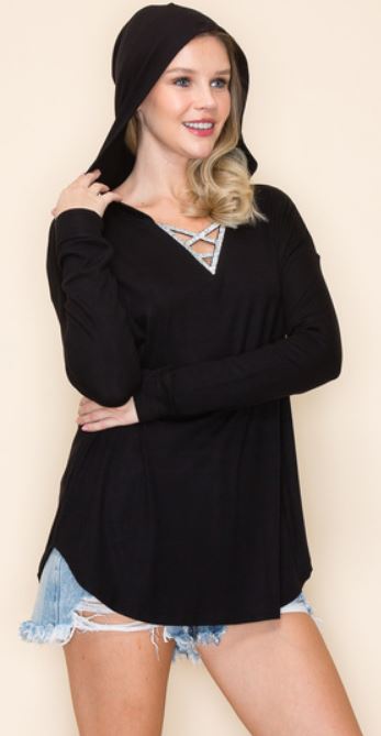 HOODED GEO PATTERN RHINESTONE V NECK