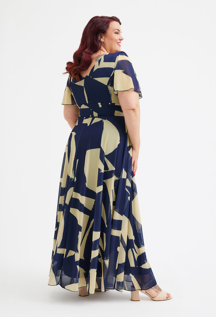 Isabelle Curve+ Float Sleeve Maxi Dress