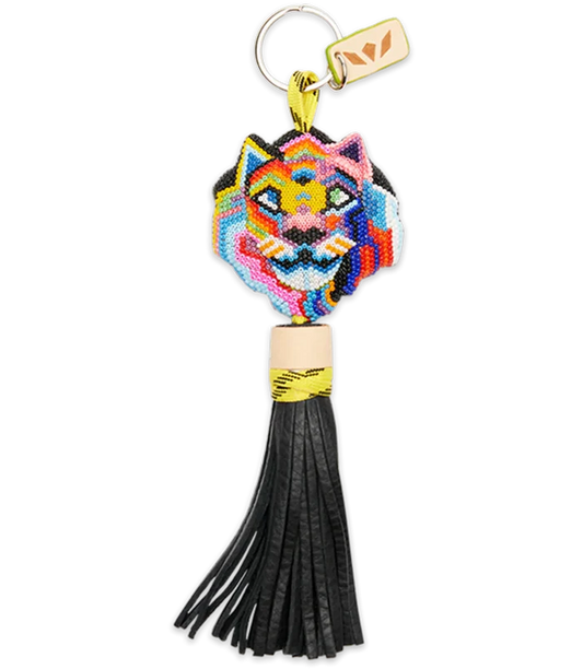 Leo Charm (DC)
