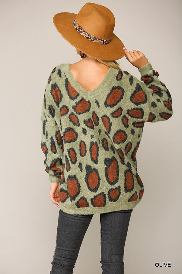 Leopard Pattern V-Neck Soft Sweater Top