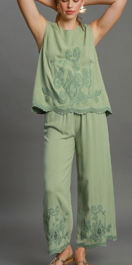 Linen Blend Embroidered Pants (2 Colors)