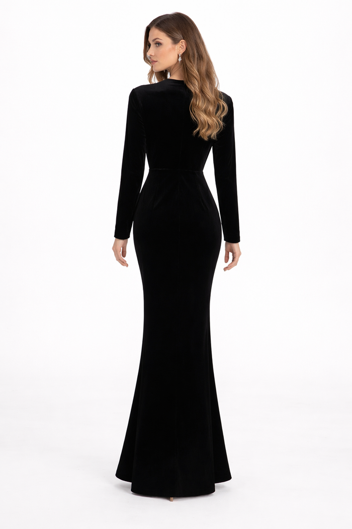 long sleeve velvet maxi dress with embroidered deep neckline – NOIRÉ