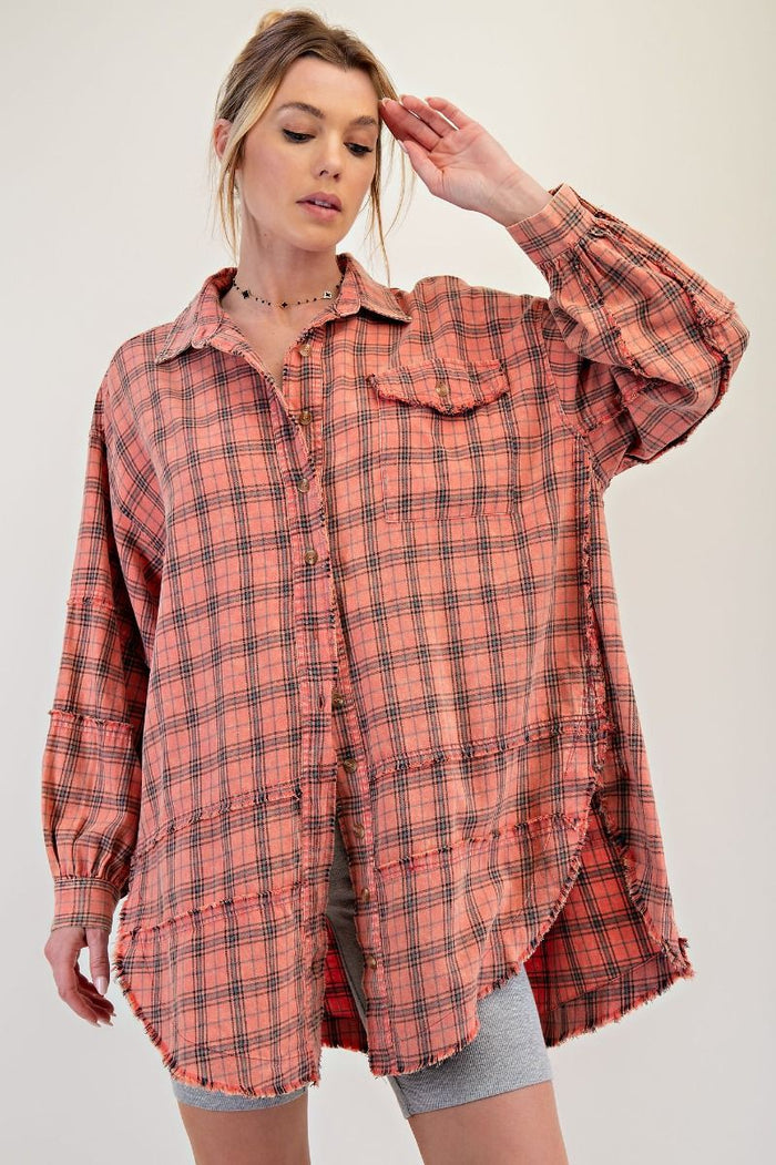 LOOKING AT YOU LOOSE FIT PLAID SHIRT ( 2 COLORS)