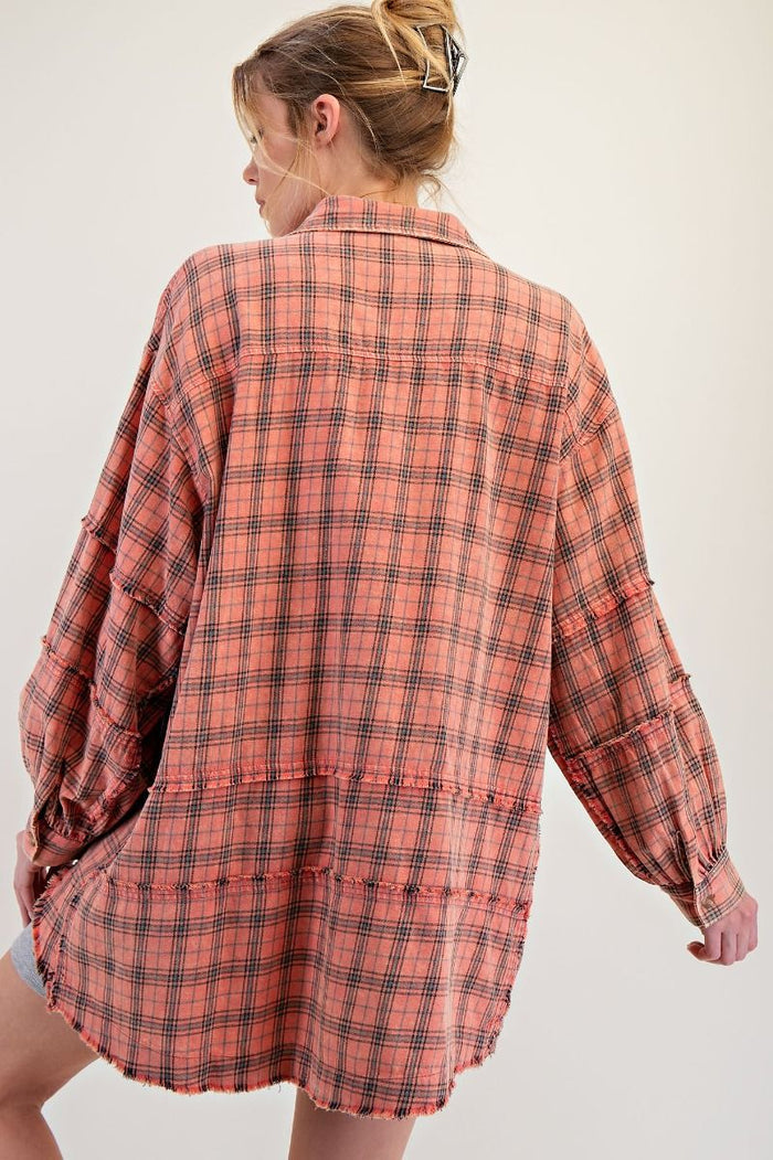 LOOKING AT YOU LOOSE FIT PLAID SHIRT ( 2 COLORS)
