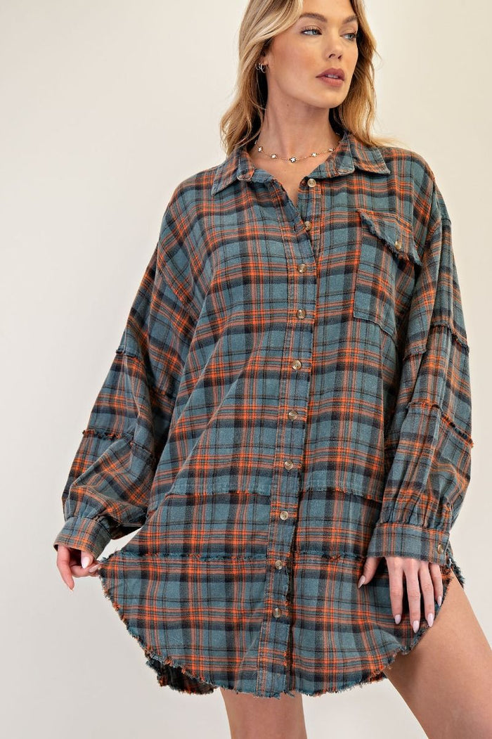 LOOKING AT YOU LOOSE FIT PLAID SHIRT ( 2 COLORS)