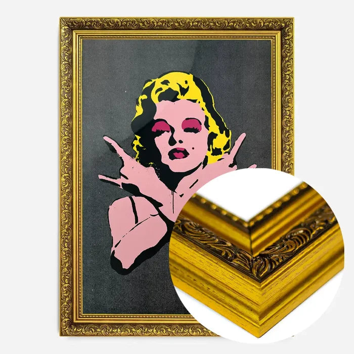 21x30cm | 8¼ x 11¾in / Gold Ornate Frame