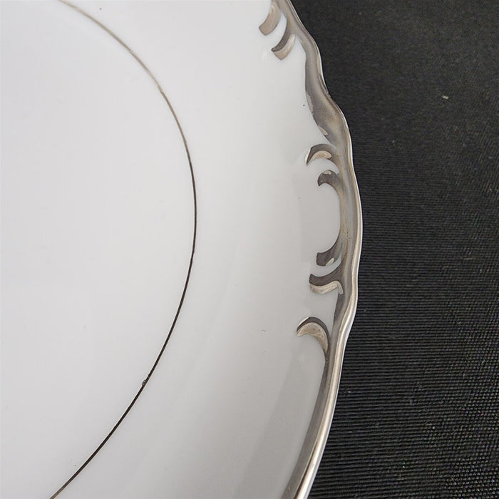 Mikasa Marlboro Soup Coupes Verge Scalloped Platinum Border White Bowl 9267