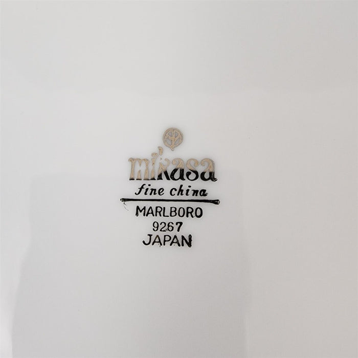 Mikasa Marlboro Soup Coupes Verge Scalloped Platinum Border White Bowl 9267