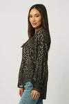 MONA RUCHED RAGLAN SLEEVE TOP LEOPARD CUB