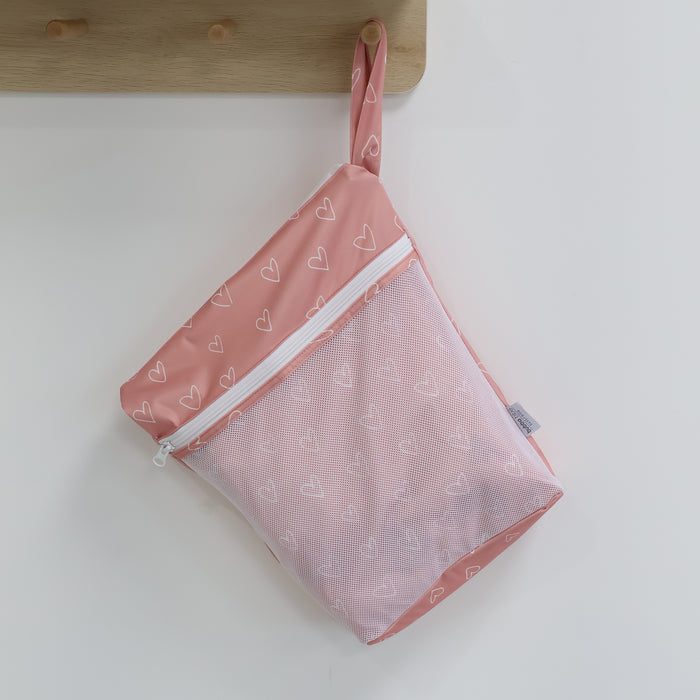 Nordic 2pk Wet/Dry Bags Bundle Berry Hearts - 25x28cm & 30x35cm - Bubba Blue Australia