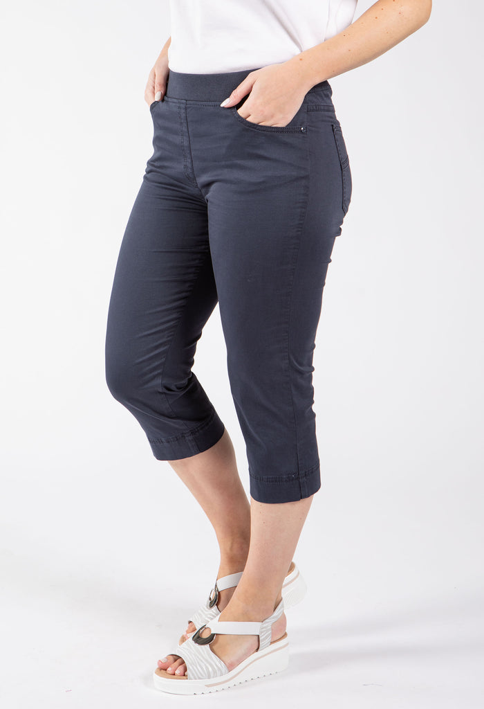 Pamina Pull On Capris