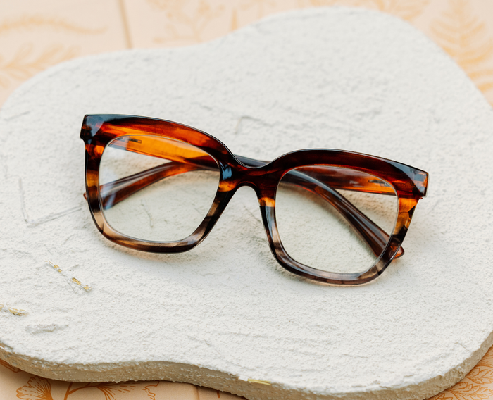 Peepers - Cleo (Blue Light): Brown Ombre Horn / Reading / 3.00
