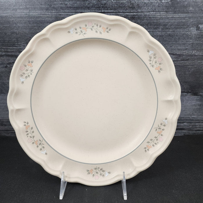 Pfaltzgraff Remembrance Set of 4 Dinner Plate Pink Peach White Flowers Stoneware