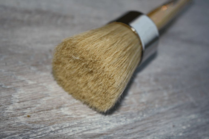 Retique It professional wax paint brush with natural bristles for smooth application of wax and paint on surfaces.