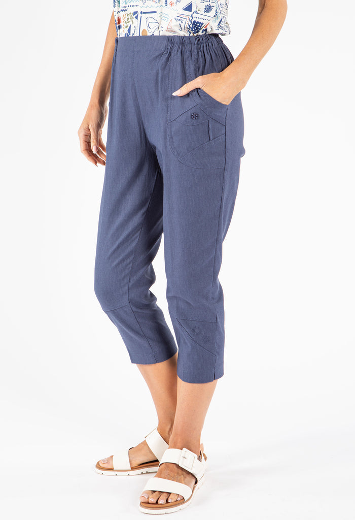 Pull On Capris