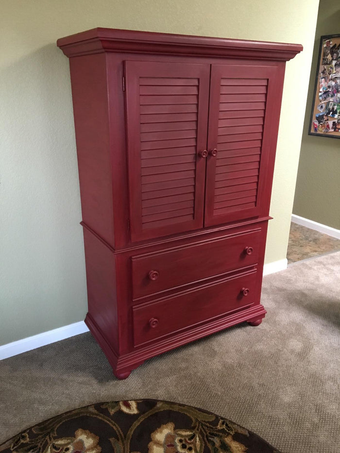 Retique It FCP-Burg-M paint swatch showing deep burgundy paint color sample for furniture or walls.