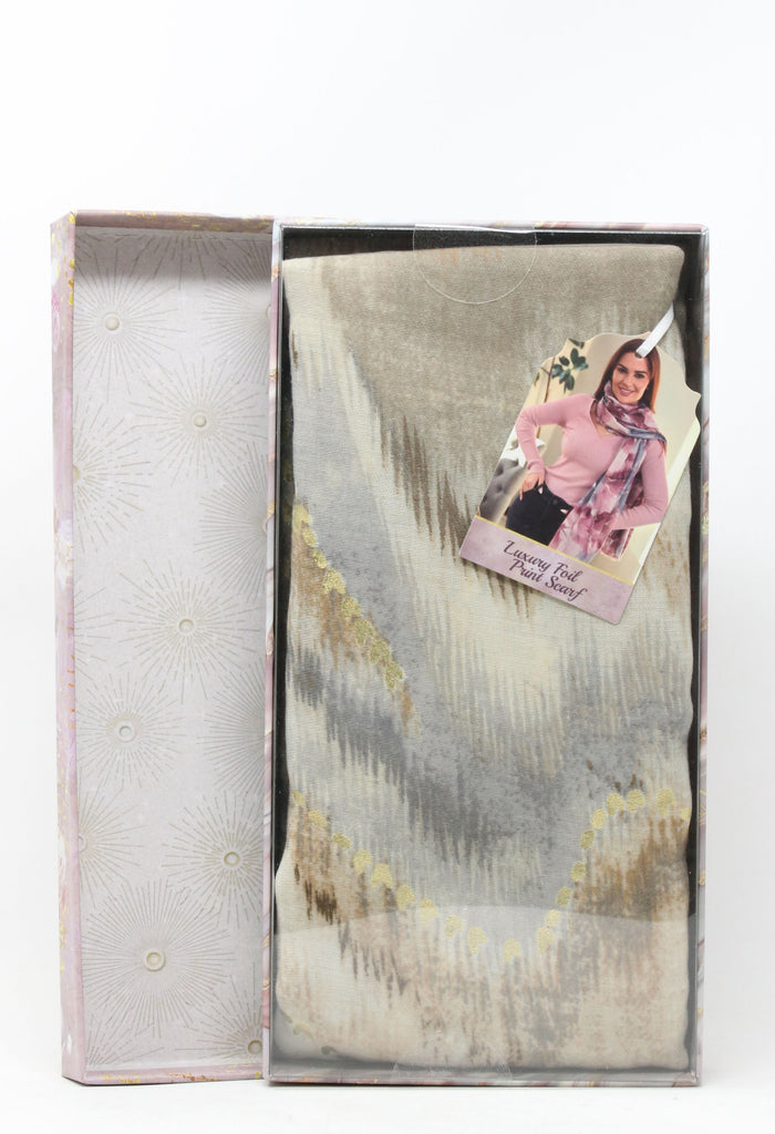 Scarf in Gift Box