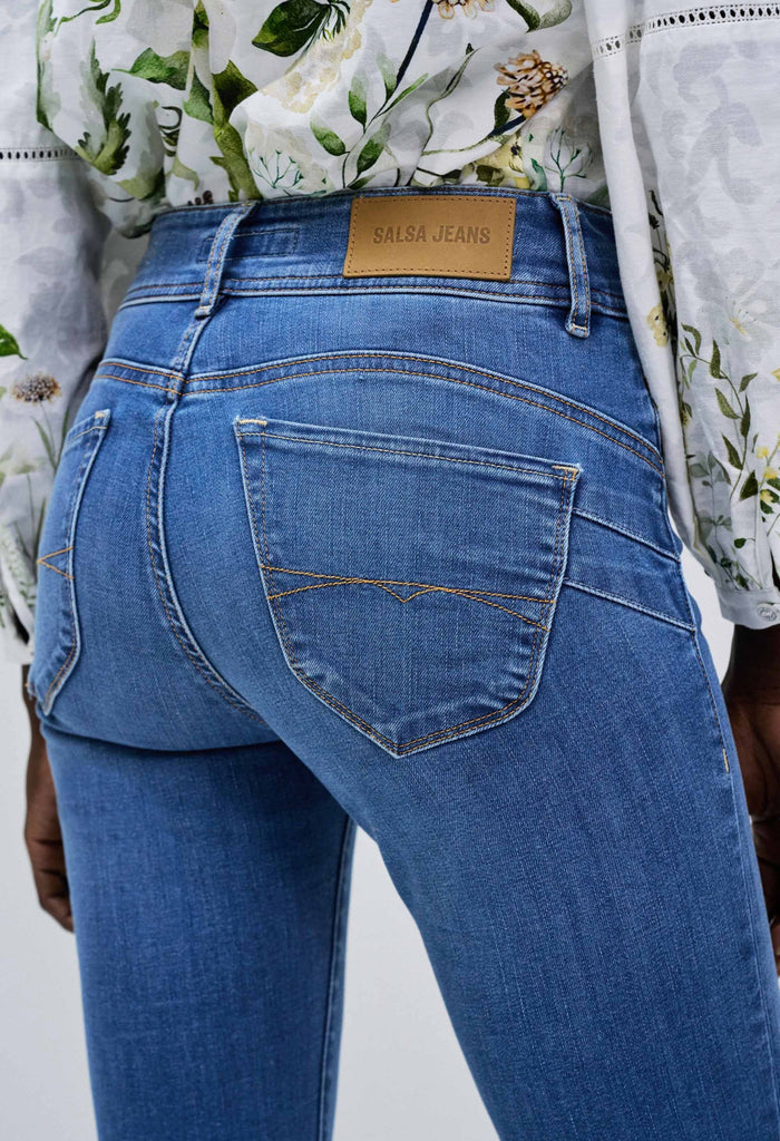 Secret Slim Push in Jeans