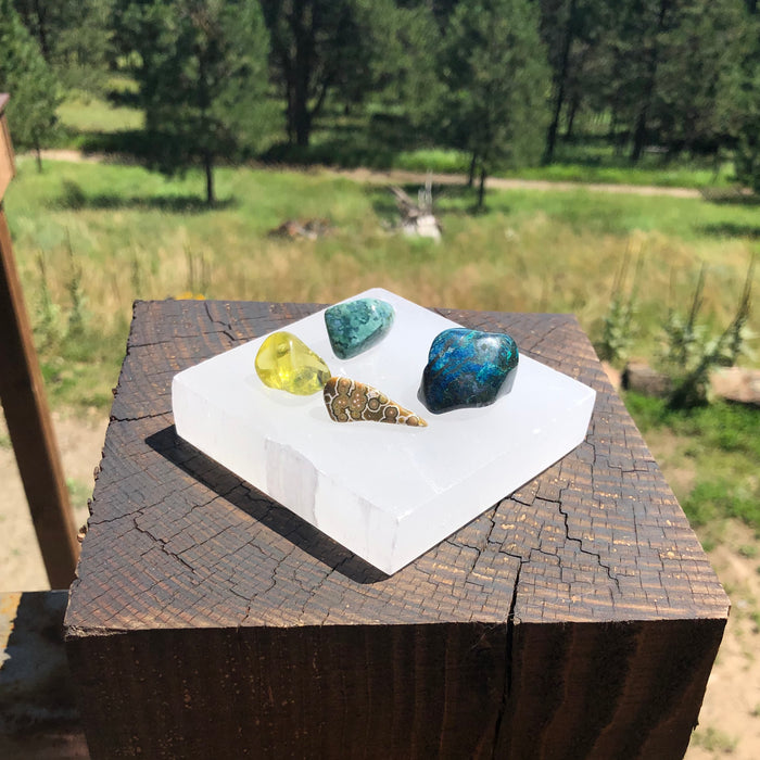 Selenite Cleansing Platform