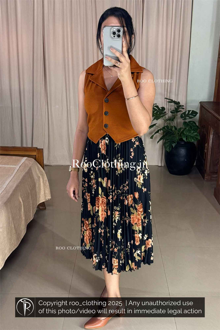 Sleeveless Burnt Orange Notch Collared Button-Up Crop Top