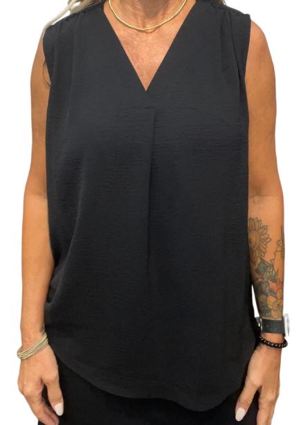 Sleeveless Inverted Pleat Blouse