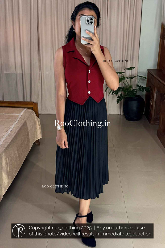 Sleeveless Maroon Notch Collared Button-Up Crop Top