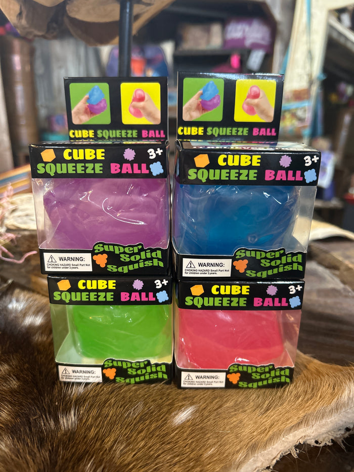 SOLID SQUISH CUBE
