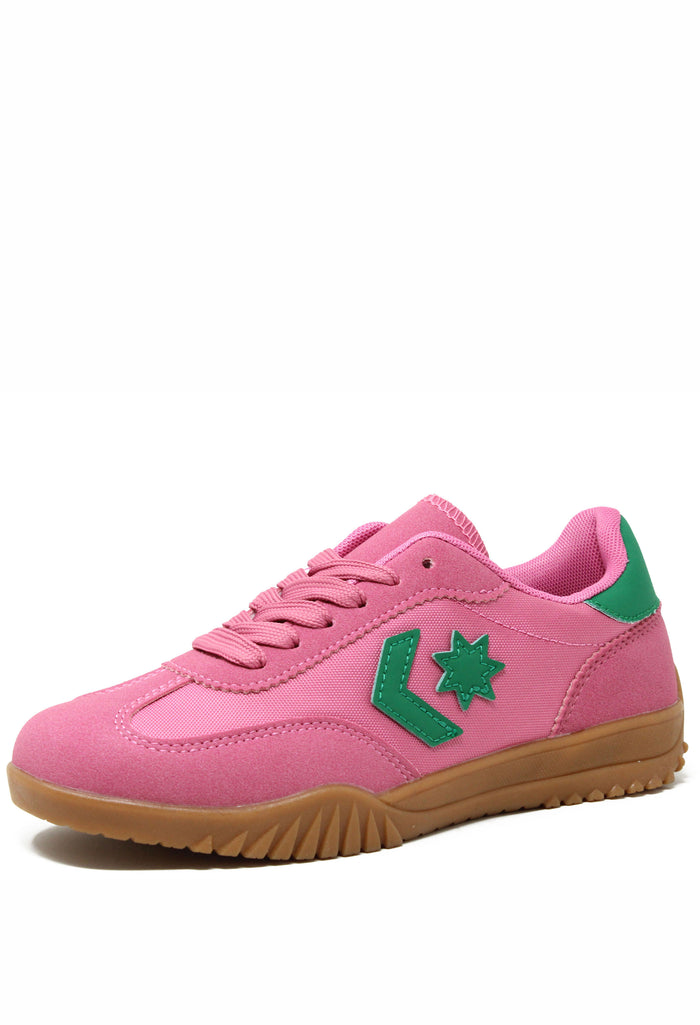 pink star trainer