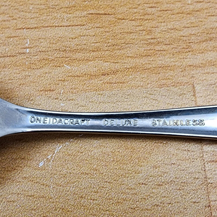 Teaspoon Lasting Rose Stainless Set of 4 by ONEIDA Flatware 6" (15cm)