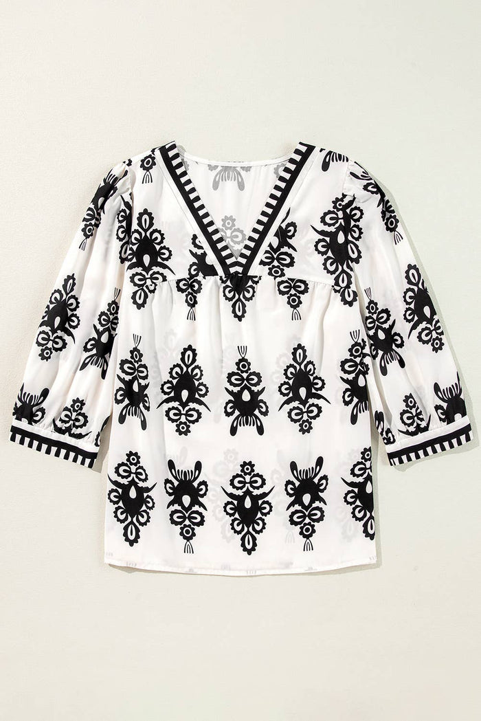 Unique Geometric Print 3/4 Sleeve V Neck Blouse
