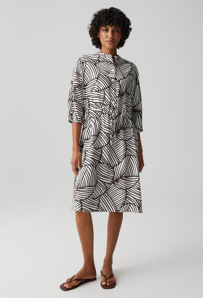 Wenria Botanical Flowing Dress