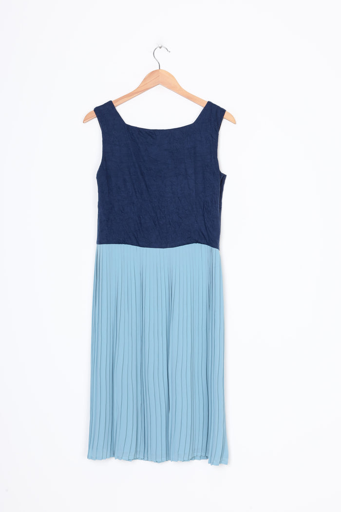 World Womens Blue Dress Size M